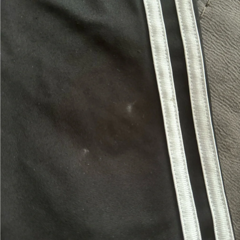 Adidas pants - Picture 3 of 3